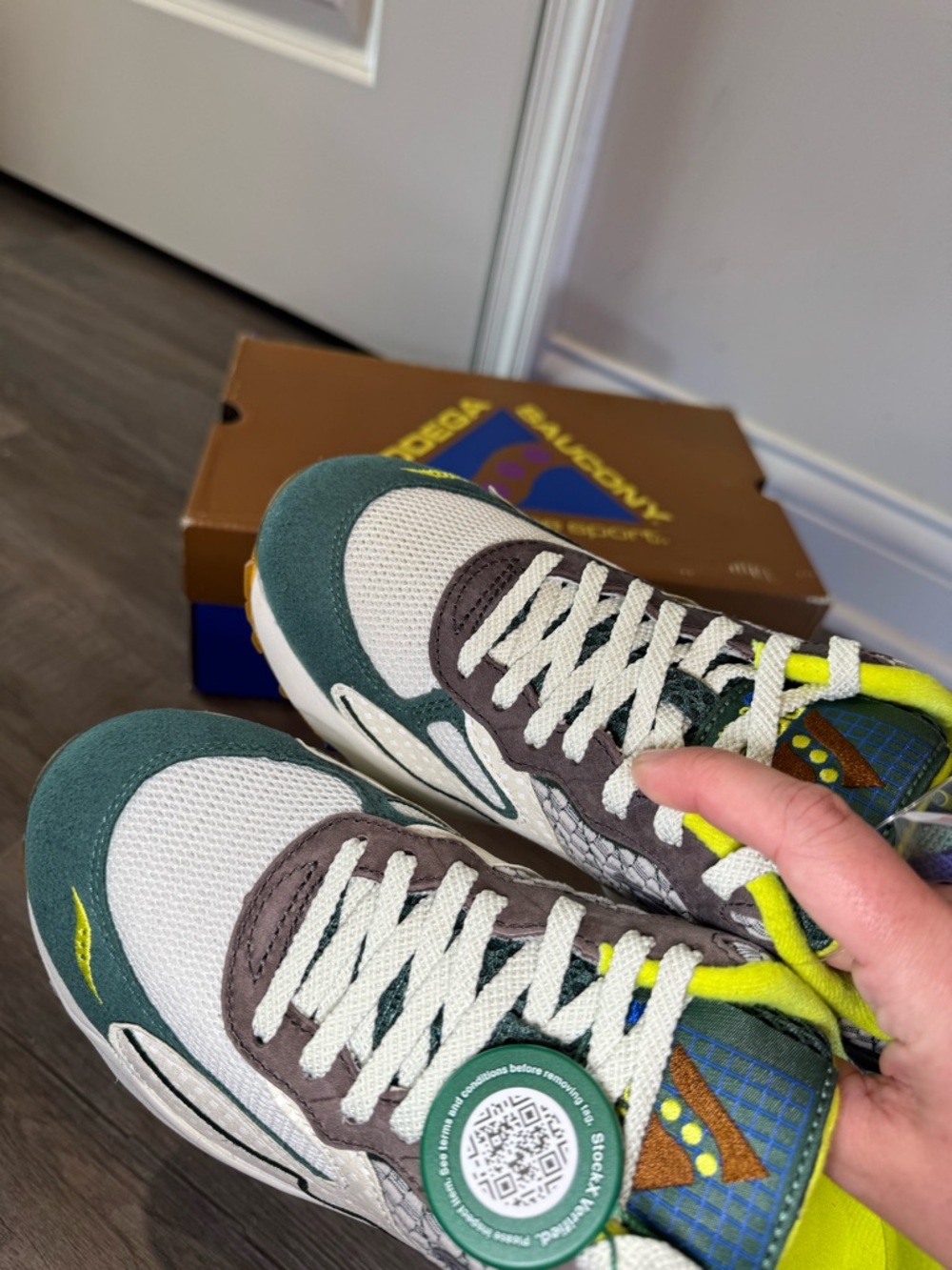 Saucony X Bodega 3D Grid Hurricane Cream Green Beige Sneakers - Picture 10 of 15